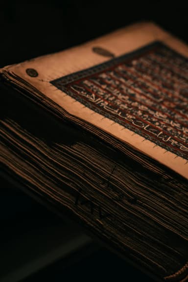البلاغة العربية بوصفها فعلًا أخلاقيًا؛ مقاربة تأصيلية بين التراث والنظريات