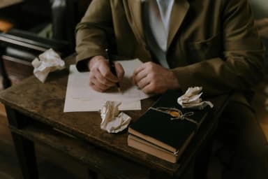دليلٌ بشري لمراجعات الكتب